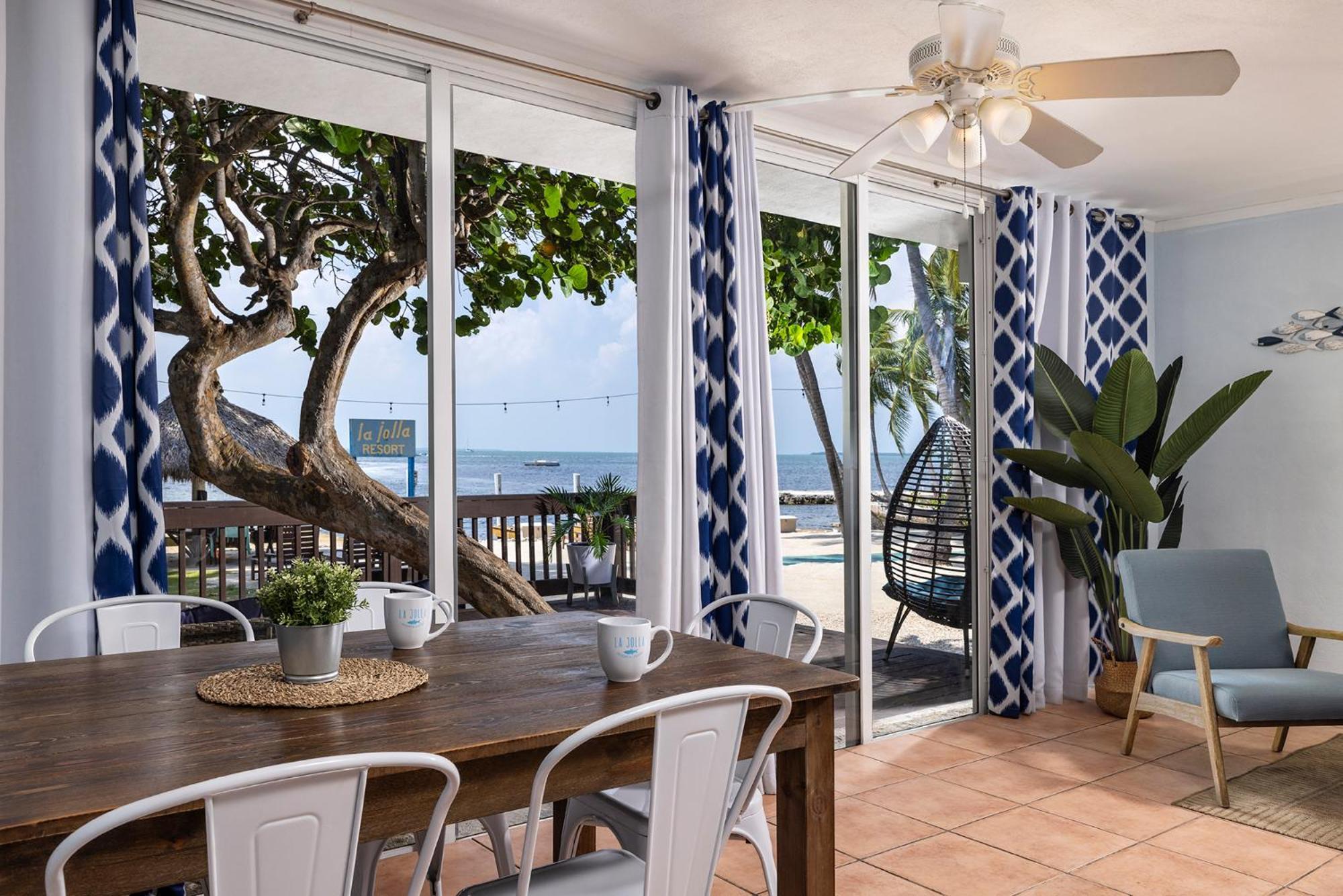 La Jolla Resort Исламорада Екстериор снимка